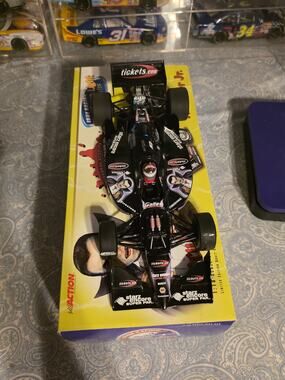 2000 Al Unser Jr #3 Dracula Universal Monsters Action 1:18 Indy Car G-Force